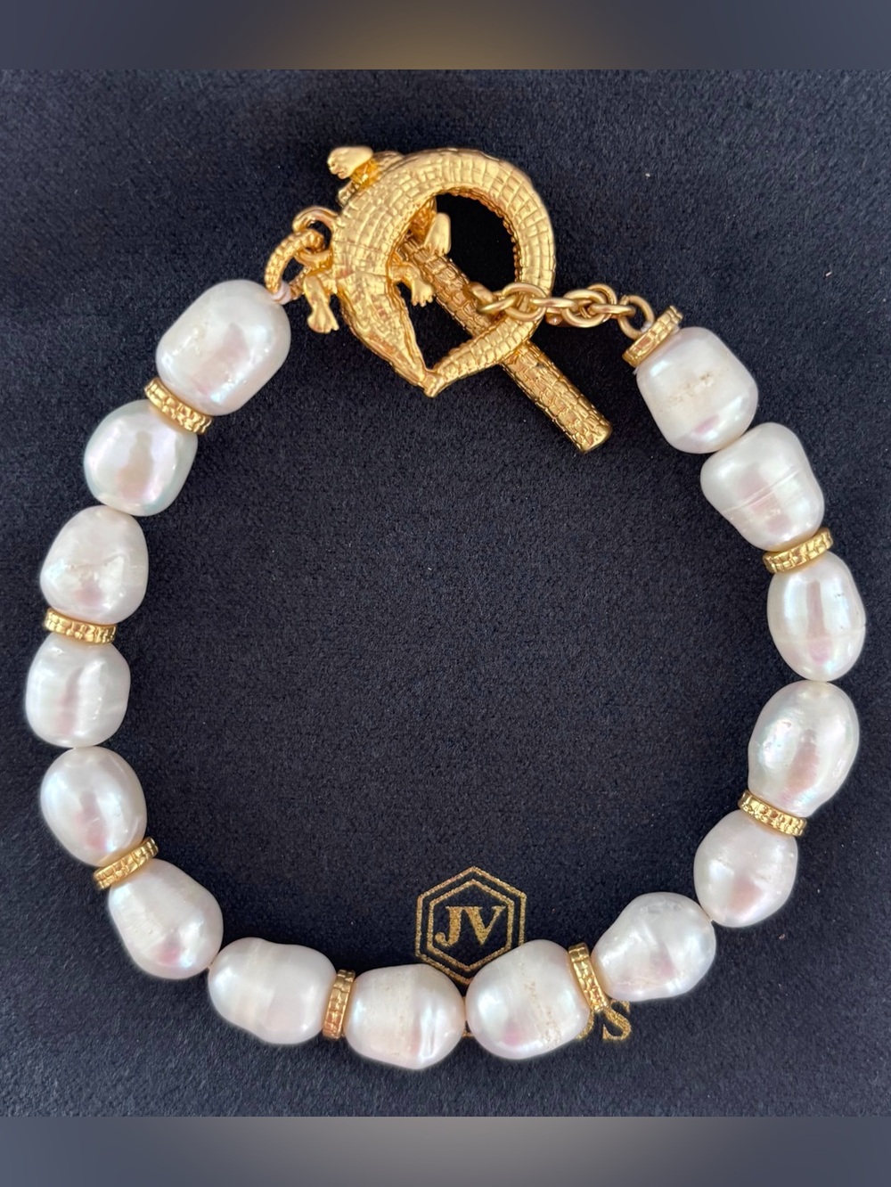 NWOT Julie Vos Alligator Pearl Bracelet - Picture 2 of 4